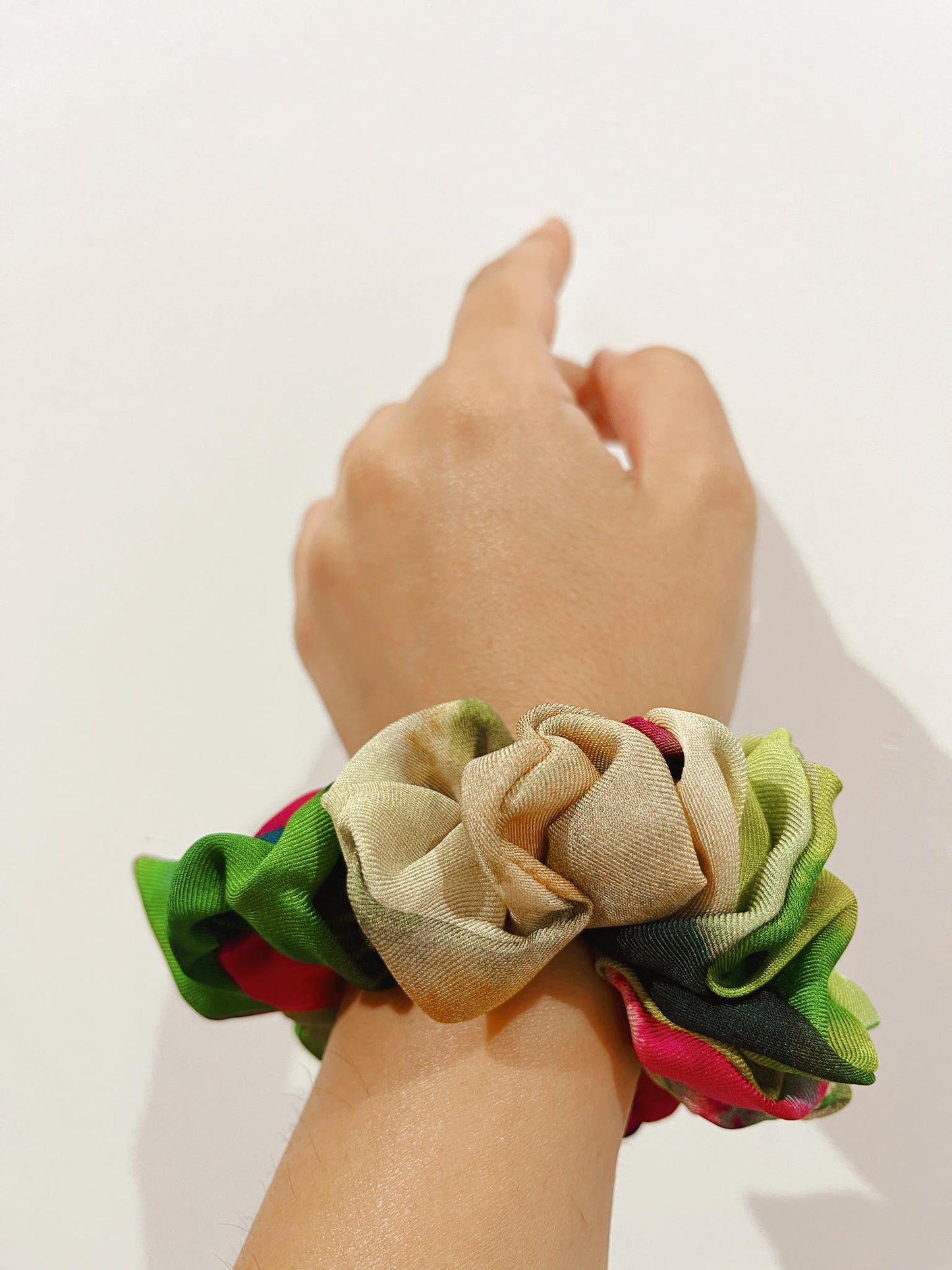Rosewood Classic Scrunchy