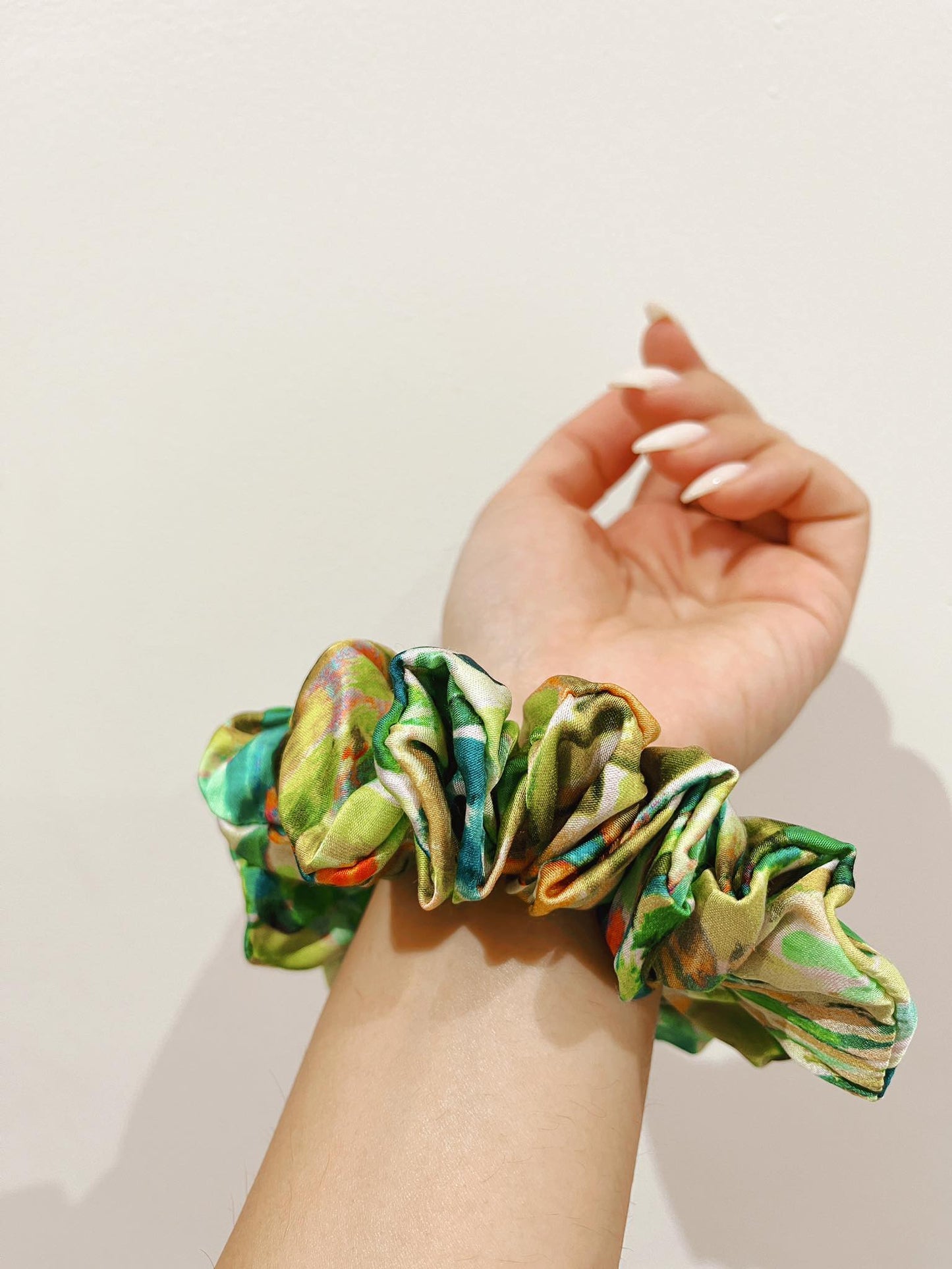 Rue Classic Scrunchy