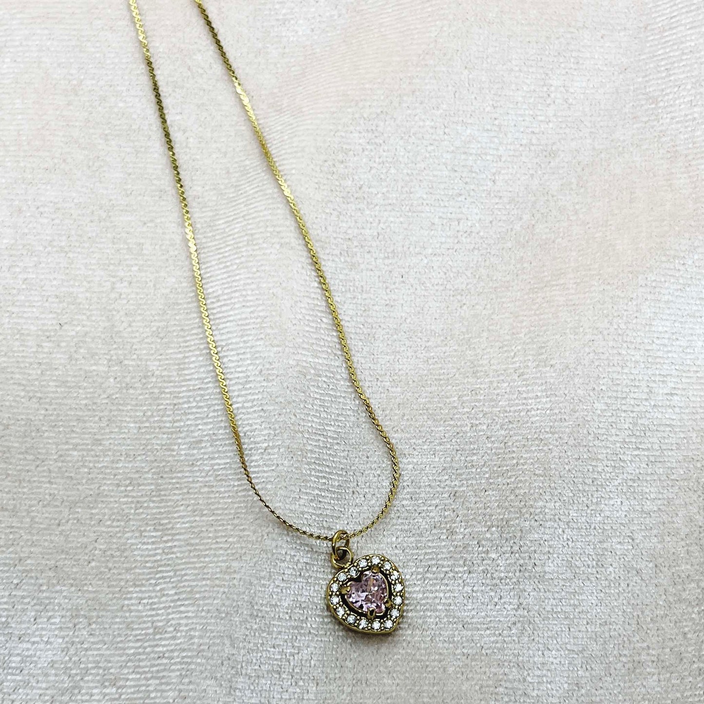 Vintage Glam Necklace - Heart