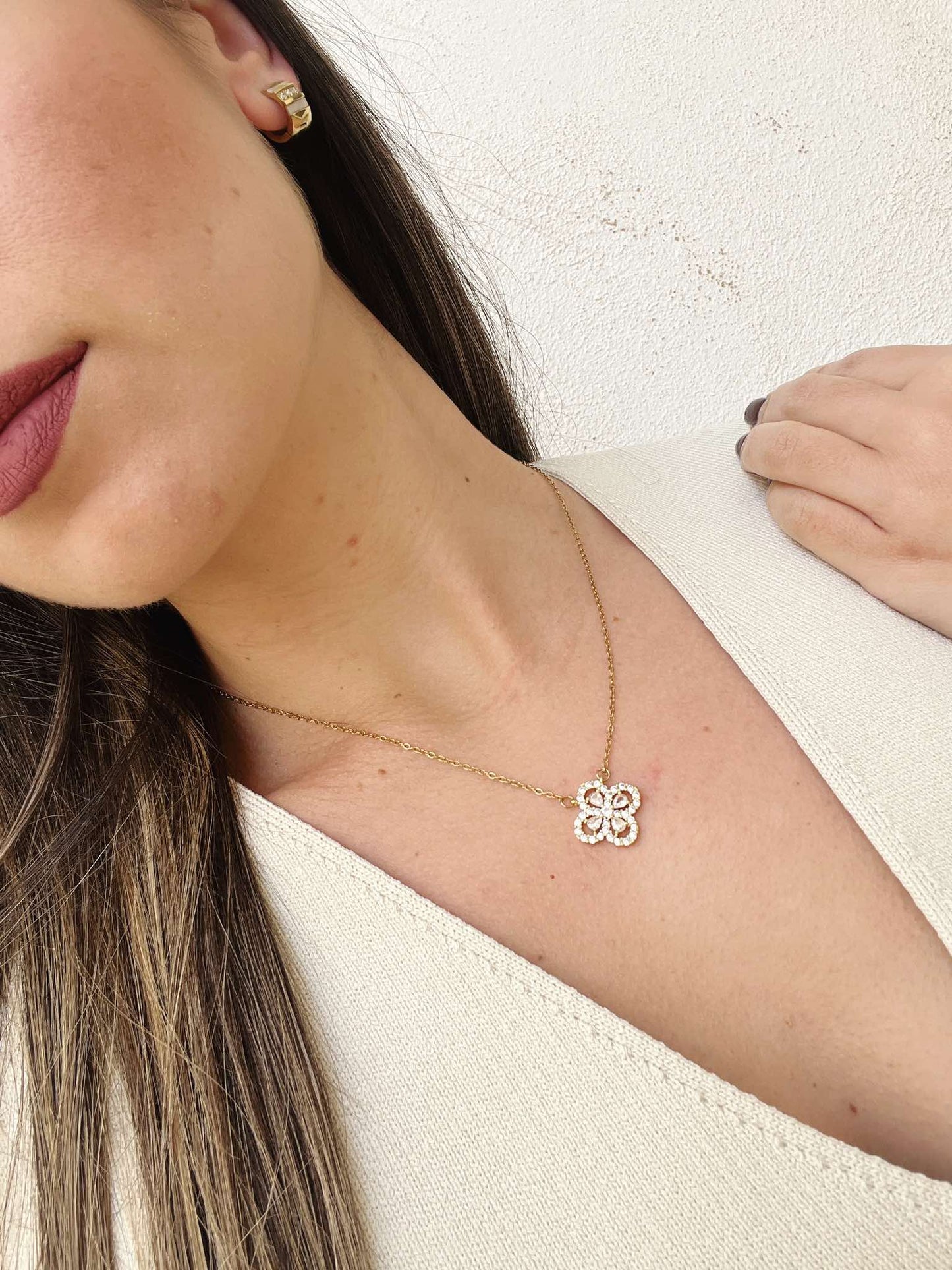 White Diamond Clover Necklace