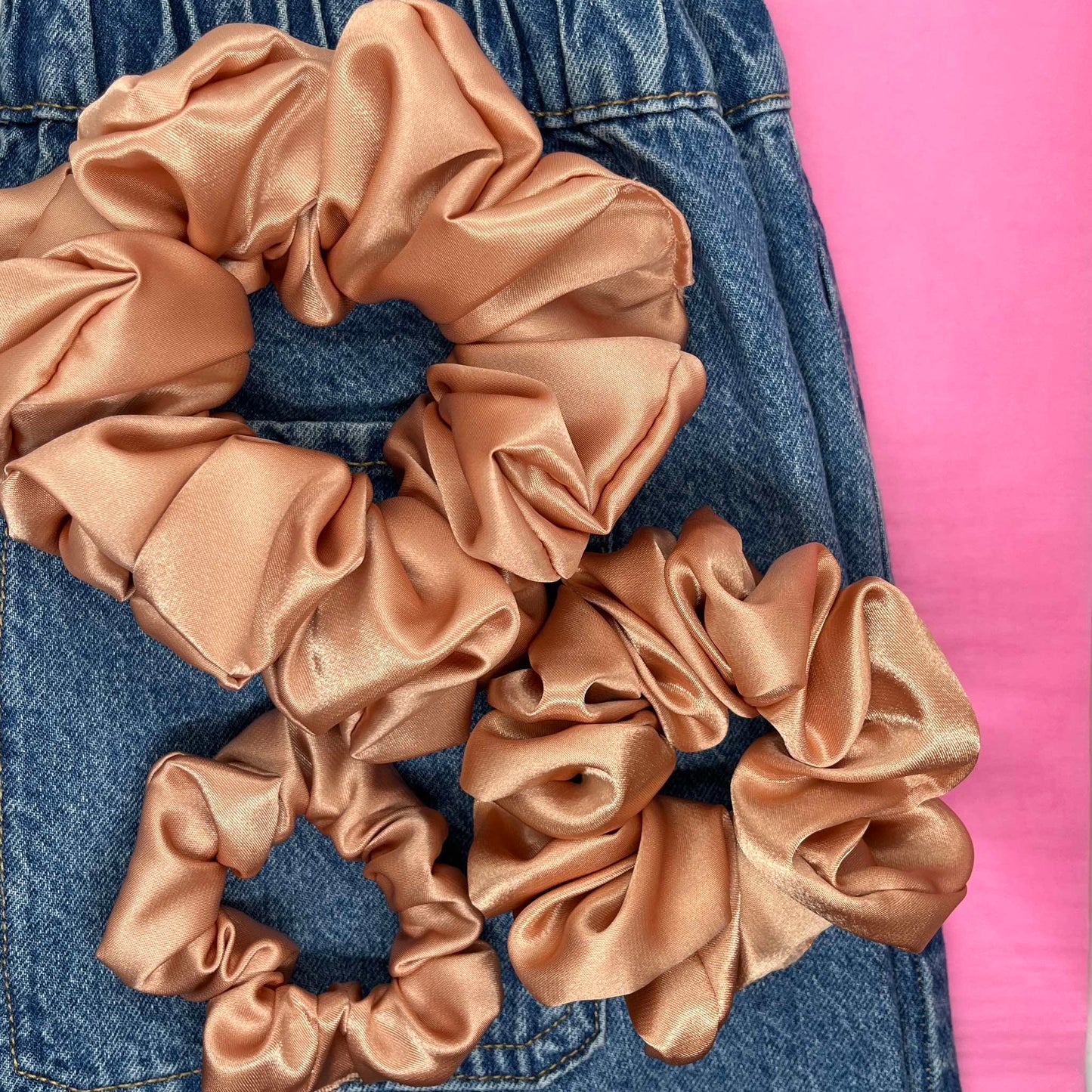 Penny - Mini Scrunchie