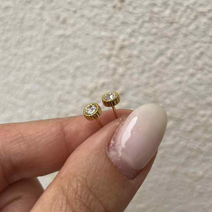 Ella Studs