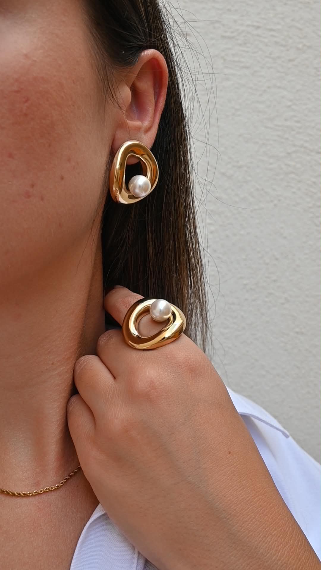 Pearl Orbit Earrings