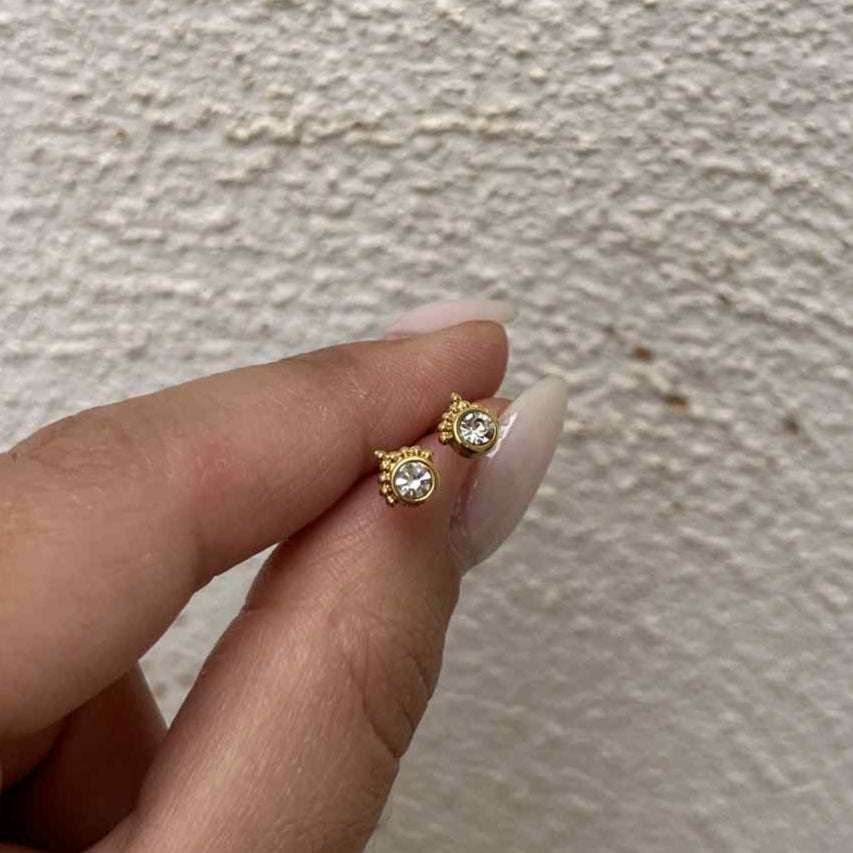 Regina Studs