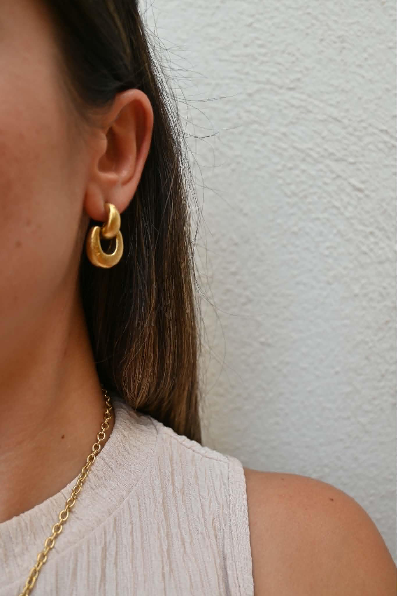 Brushed Orbit Hoops
