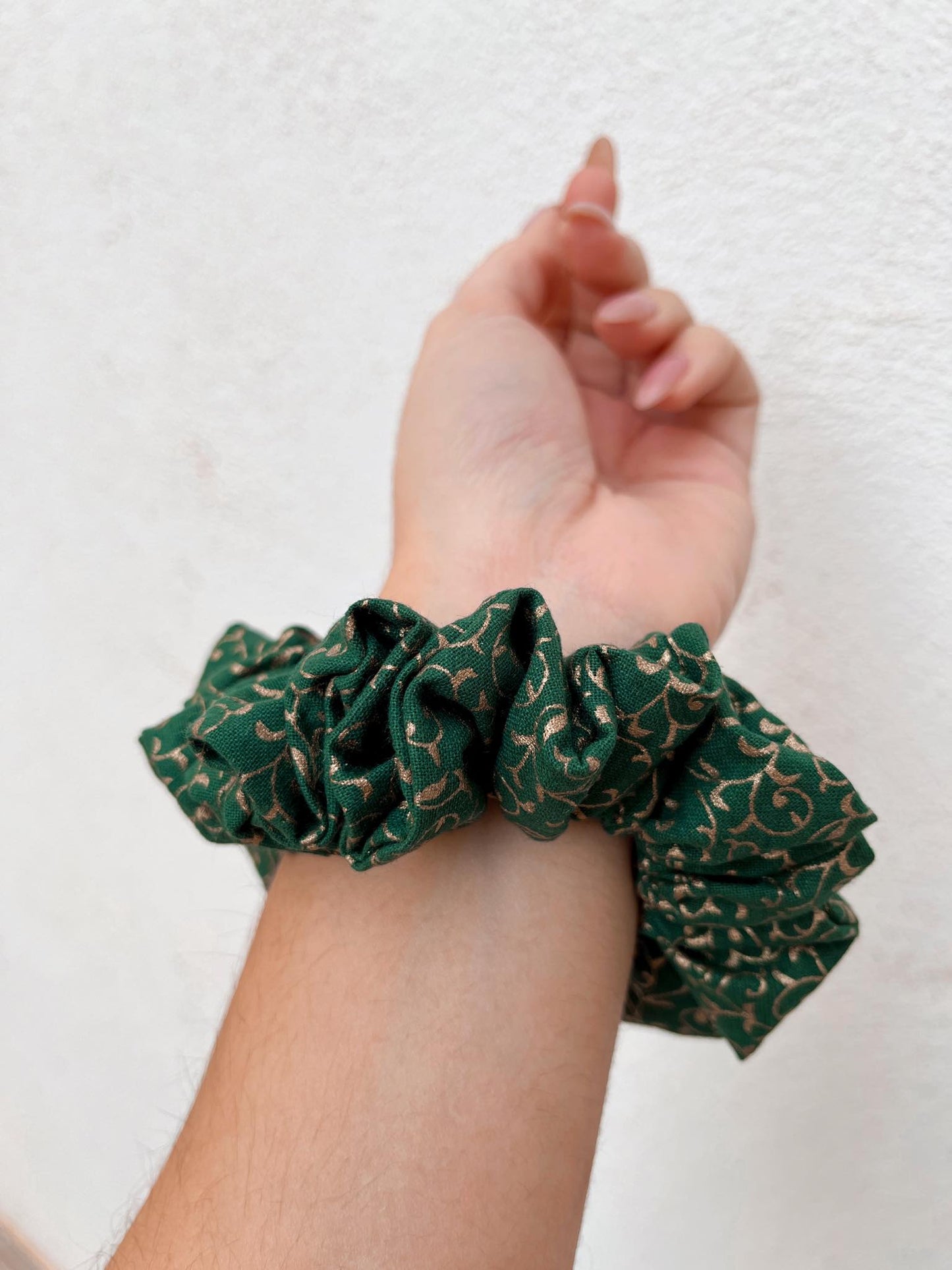 Limited Edition : Jingle Maxi Scrunchy