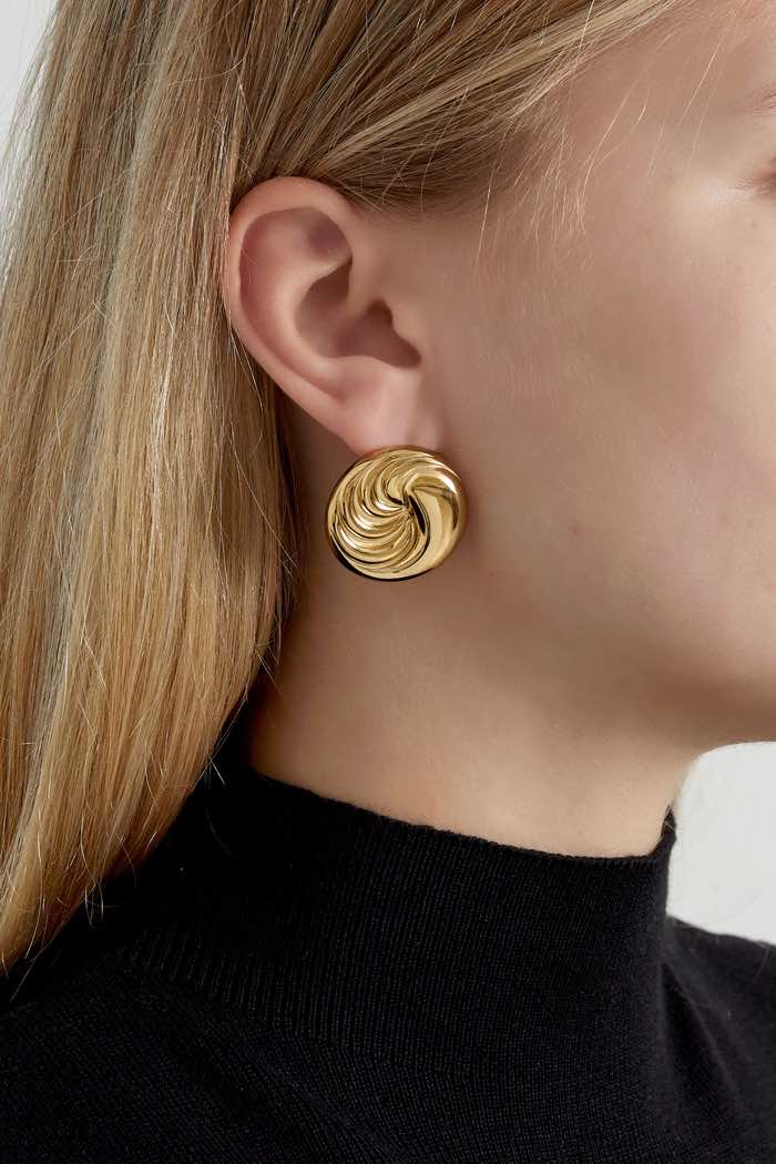 Gold Twizzle Wave Earrings