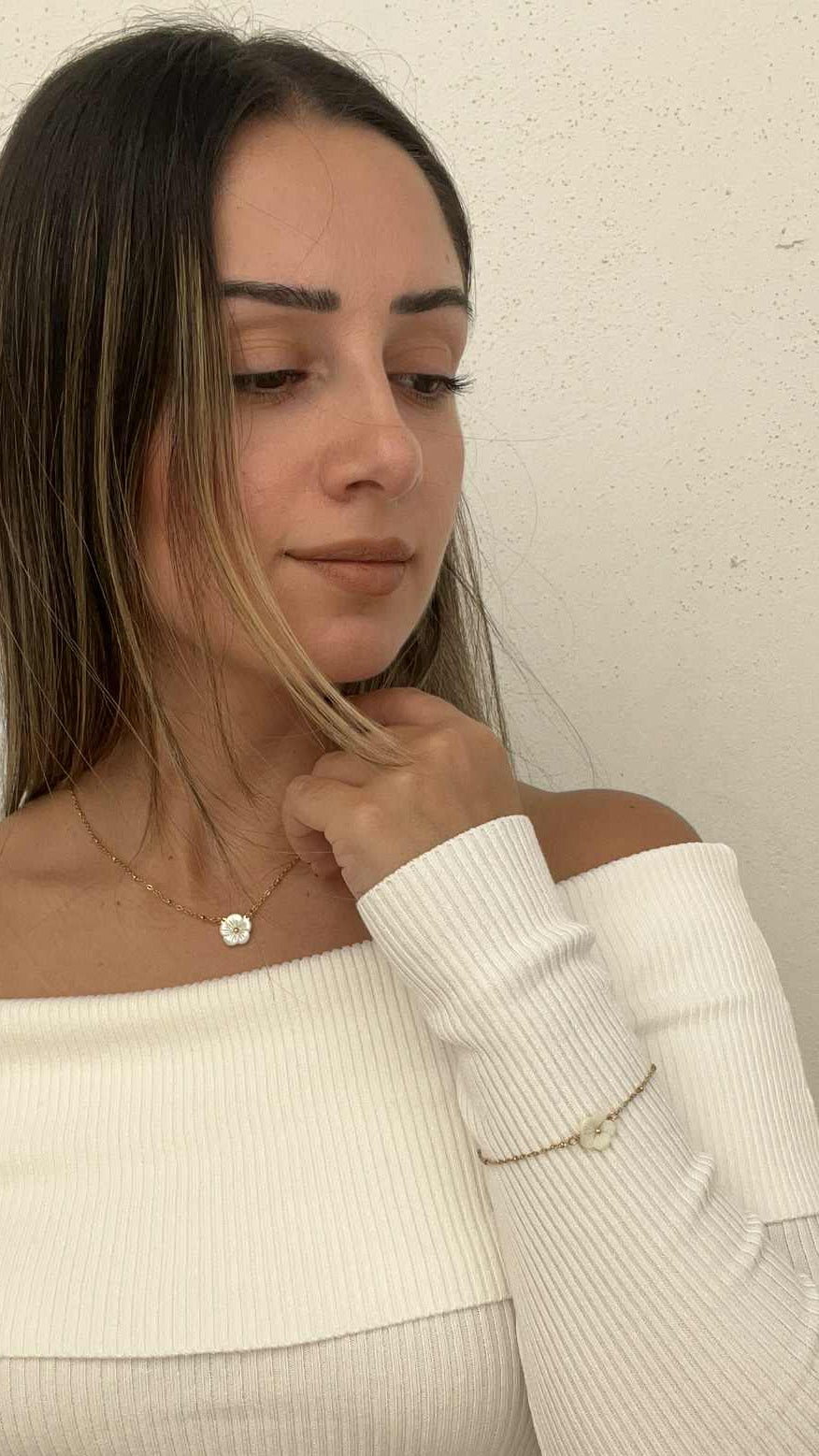 Shell Flower Necklace