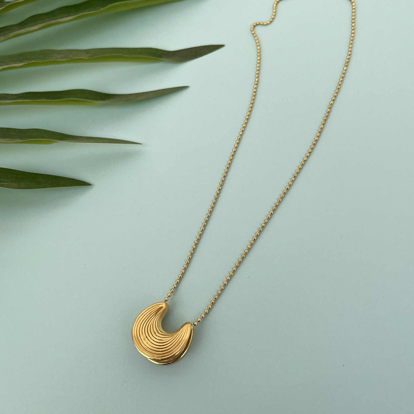 Luna Necklace