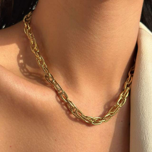 Vintage Twisted chain necklace