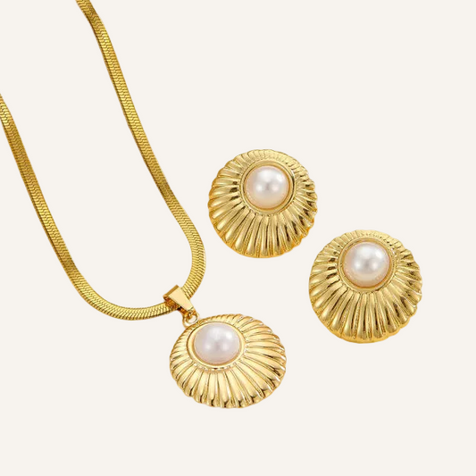 Pearl in Shell Earrings & Necklace