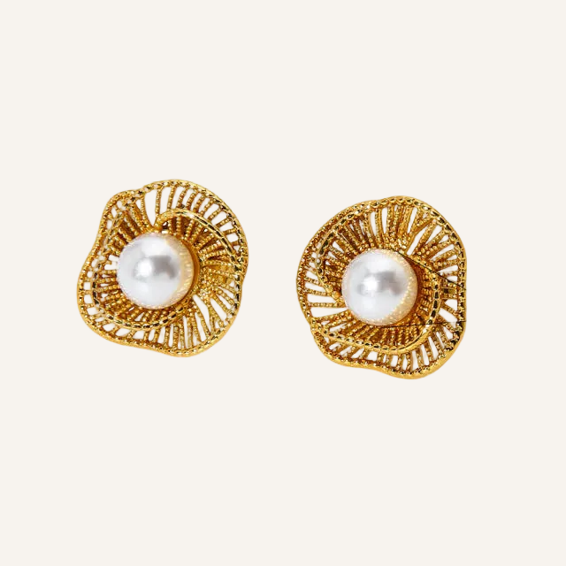Pearl Studs