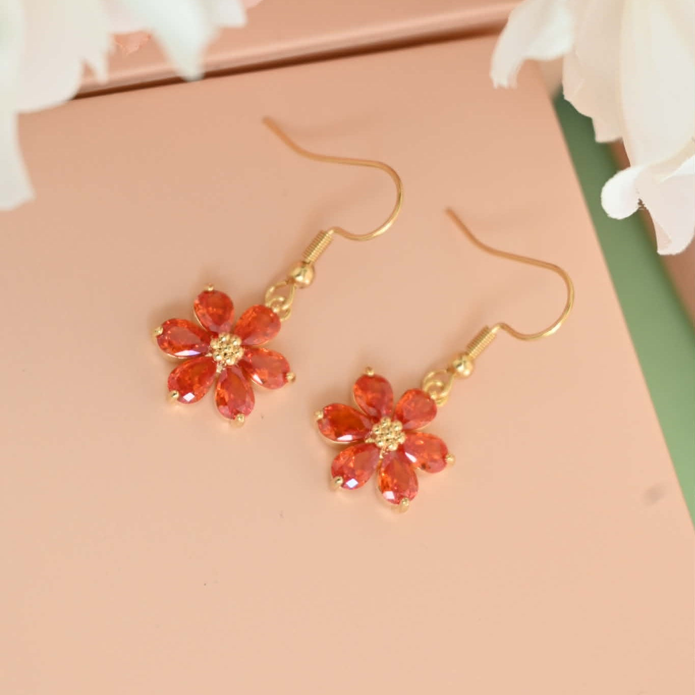 Fjura Charm - Red Orange