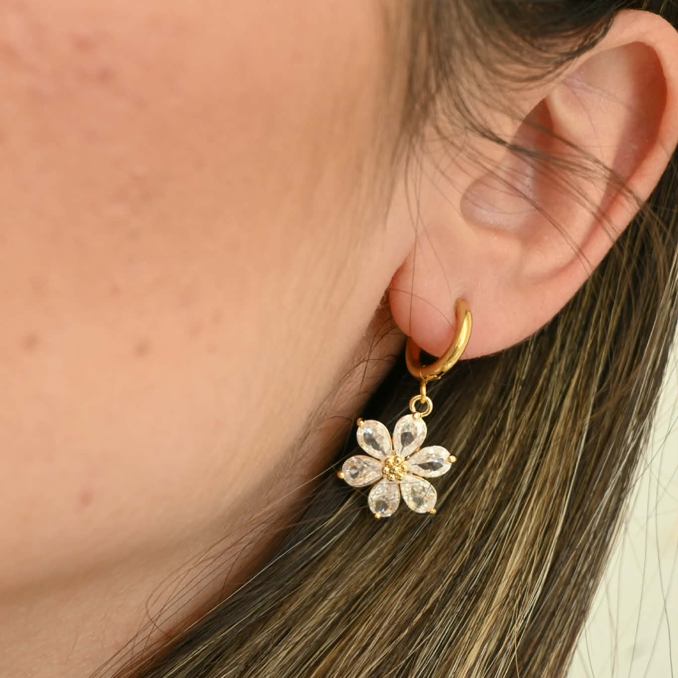 Fjura Charm - Crystal