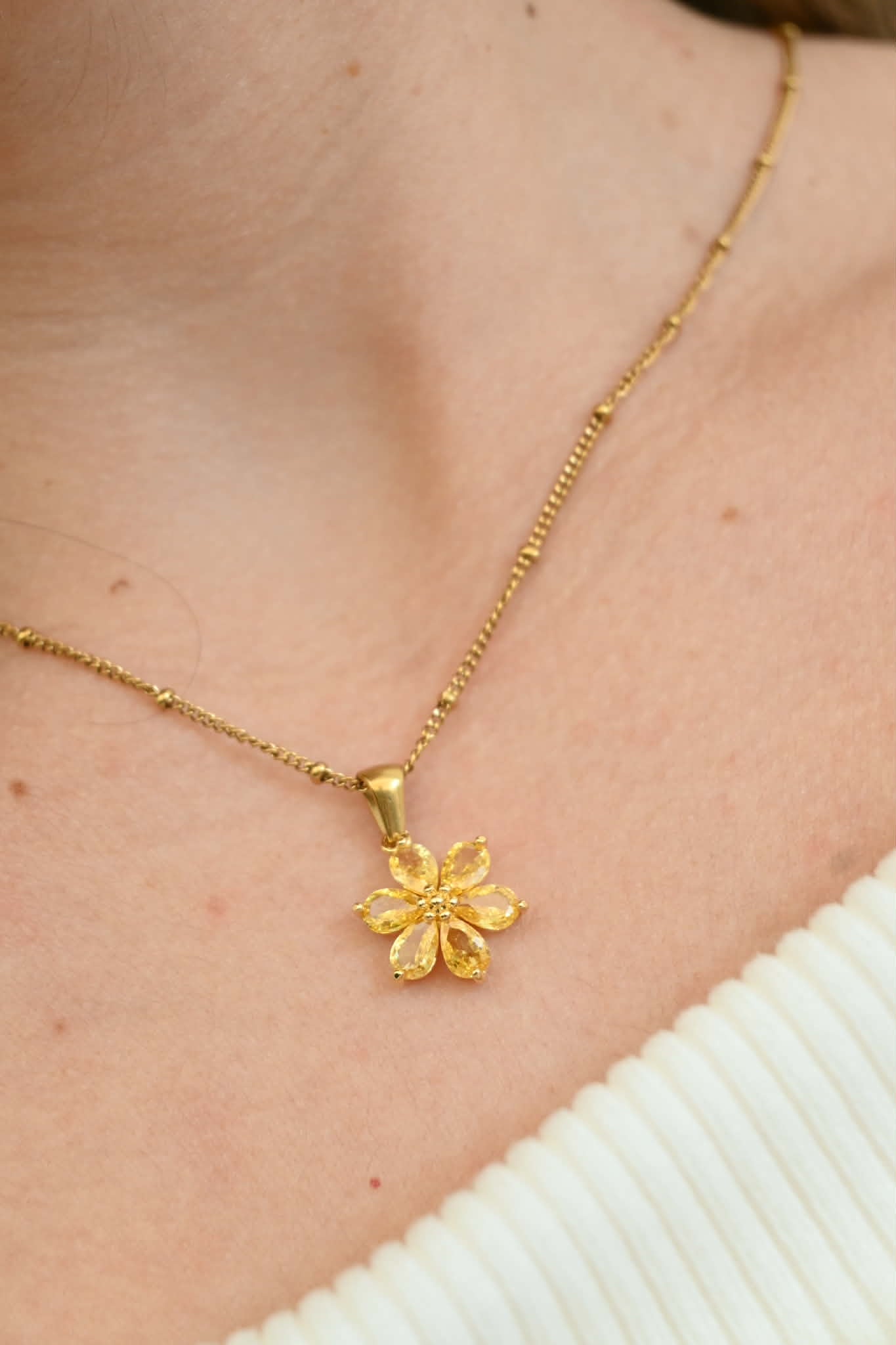 Fjura Charm - Yellow